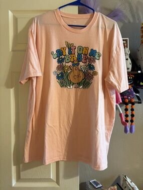 Lay It On Me Babe Pink Graphic Tee